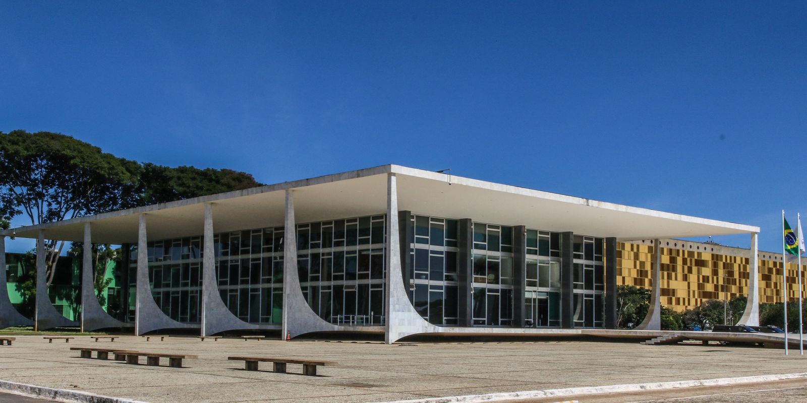 Dino aciona PF após TCU apontar R$ 55,4 milhões em emendas suspeitas